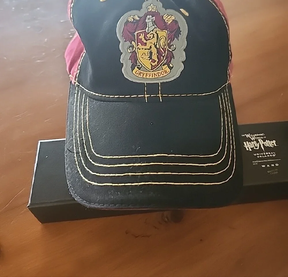 Universal official gryffindor